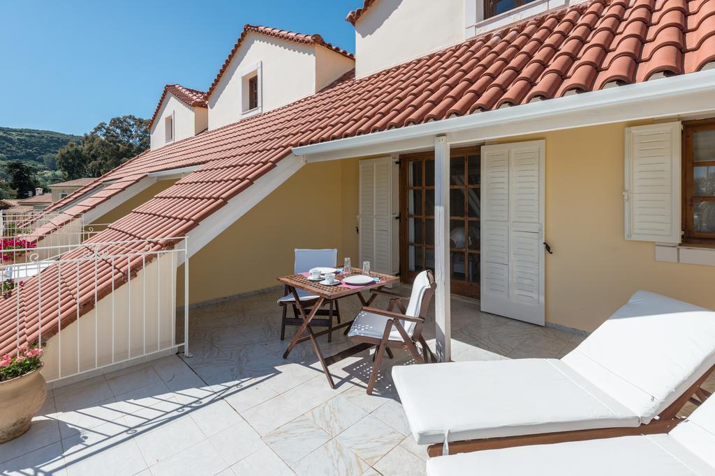 Albouro Seafront Apartments Katelios Exterior photo